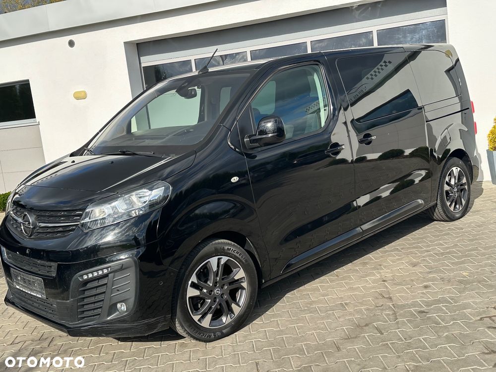 Opel Zafira 2021 photo 2