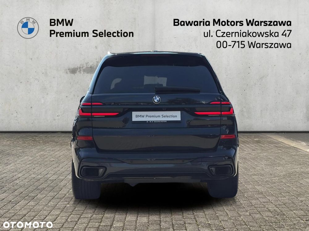 BMW X7 - 28