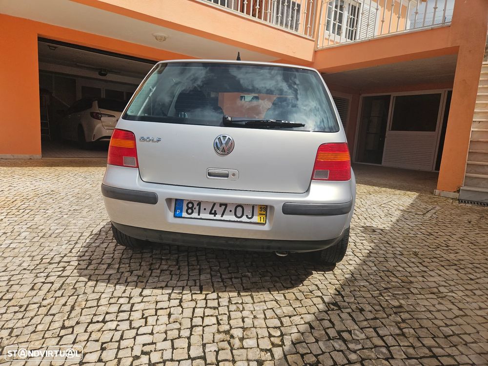 VW Golf 1.4i Confortline - 5