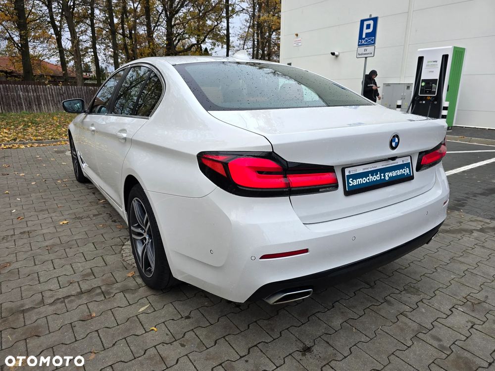 BMW Seria 5 518d Luxury Line sport - 6