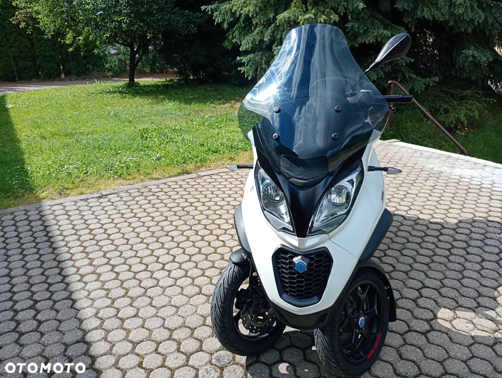 Piaggio MP-3 - 28