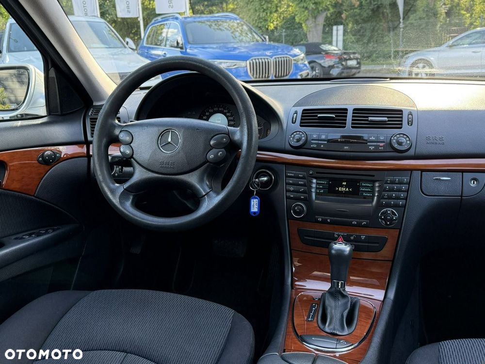 Mercedes-Benz Klasa E - 20