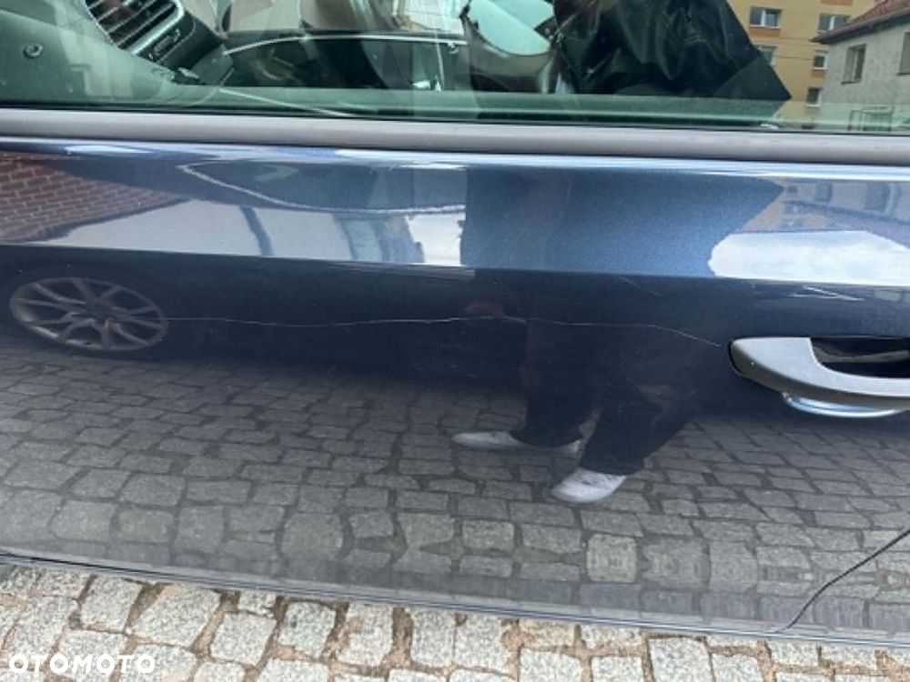 Volkswagen Golf - 8