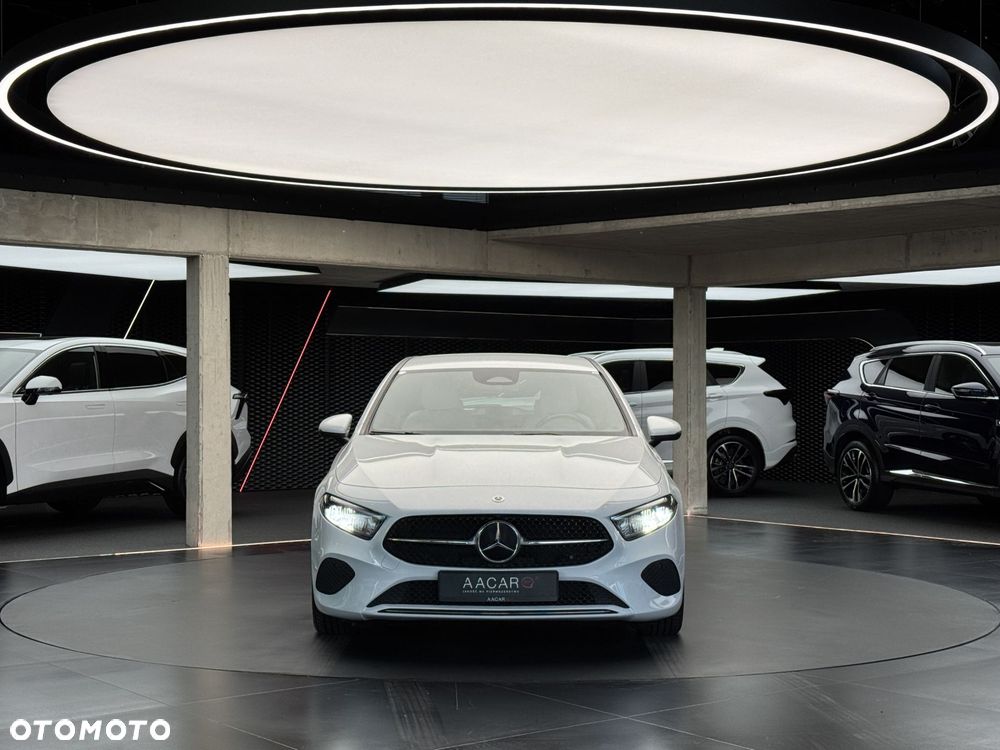 Mercedes-Benz Klasa A 200 d Progressive 8G-DCT - 9