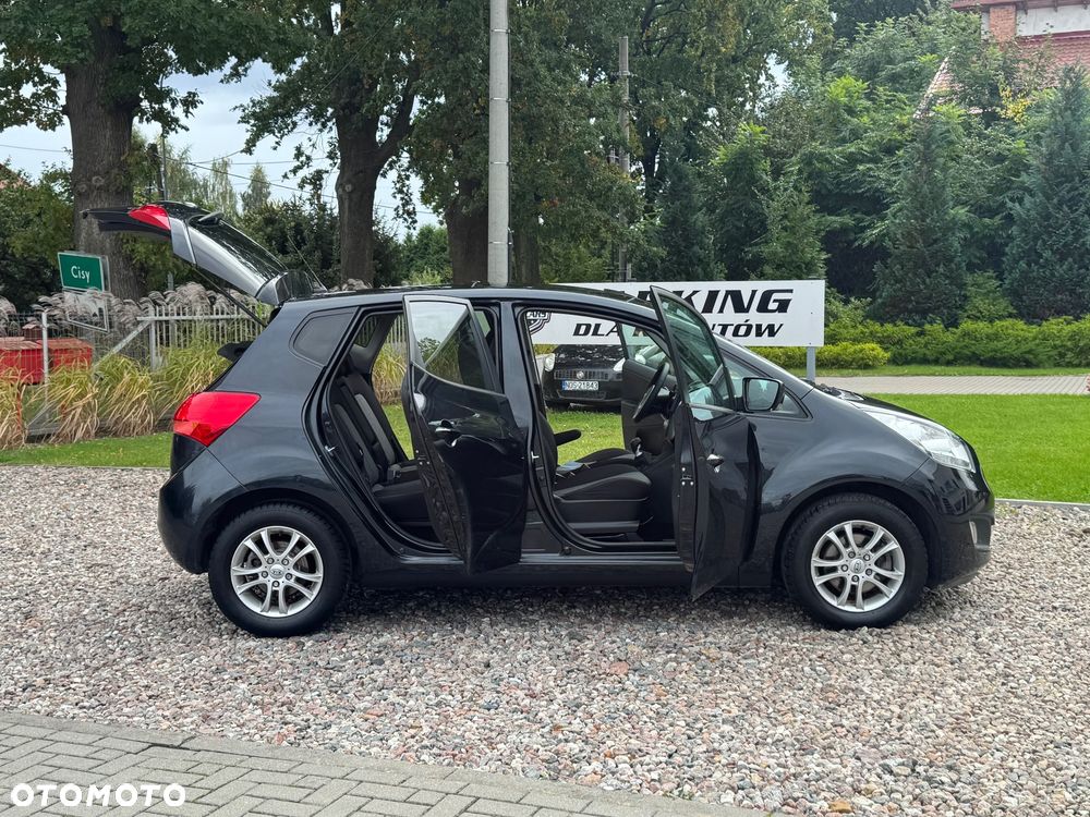 Kia Venga - 37