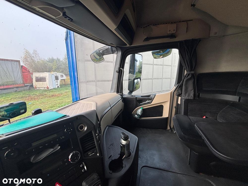 Mercedes-Benz Actros 1833 - 22