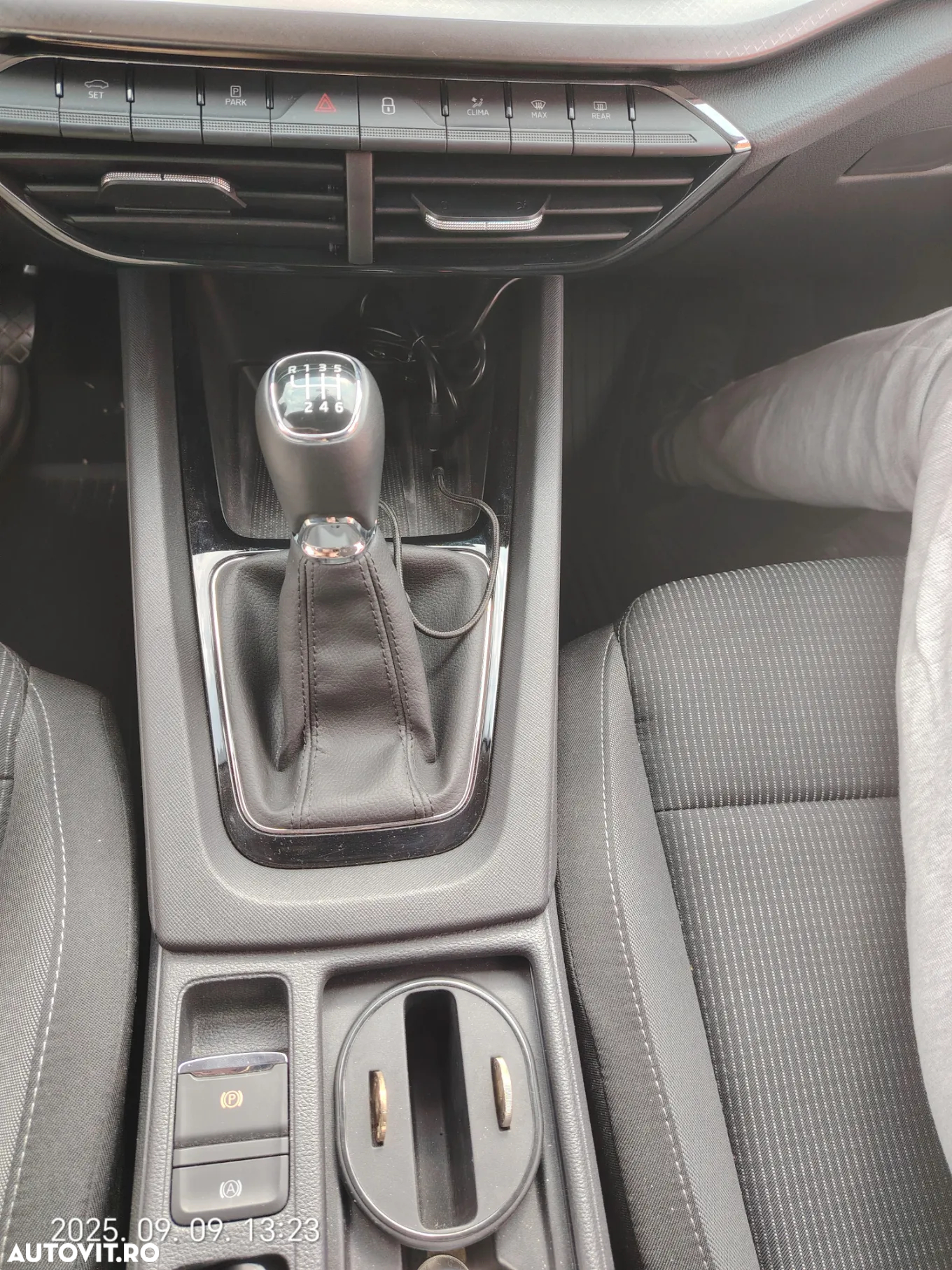 Skoda Octavia 1.5 TSI Ambition - 12
