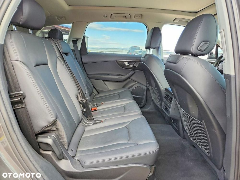 Audi Q7 3.0 TFSI Quattro Tiptronic - 10