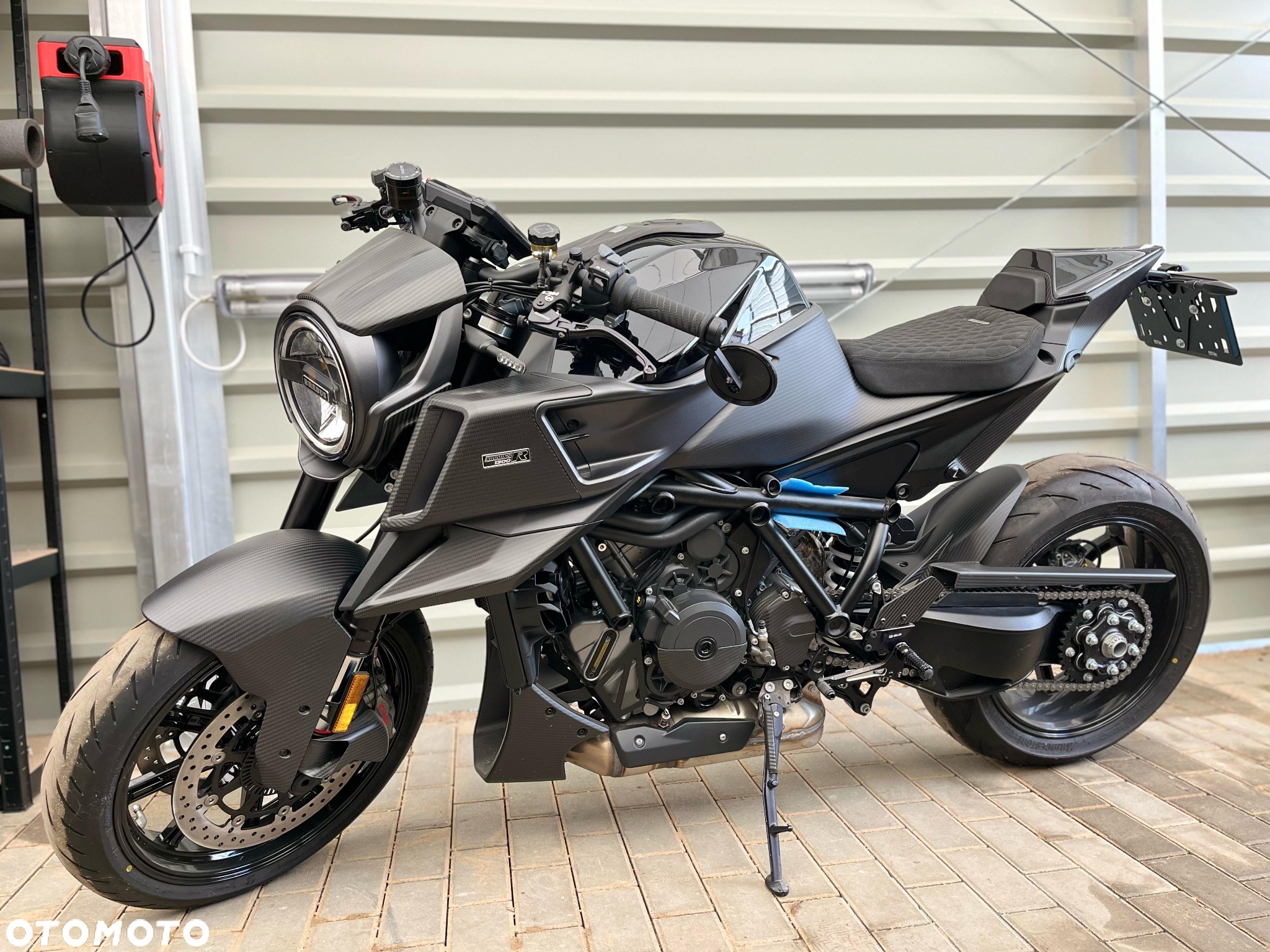 KTM Inny - 3