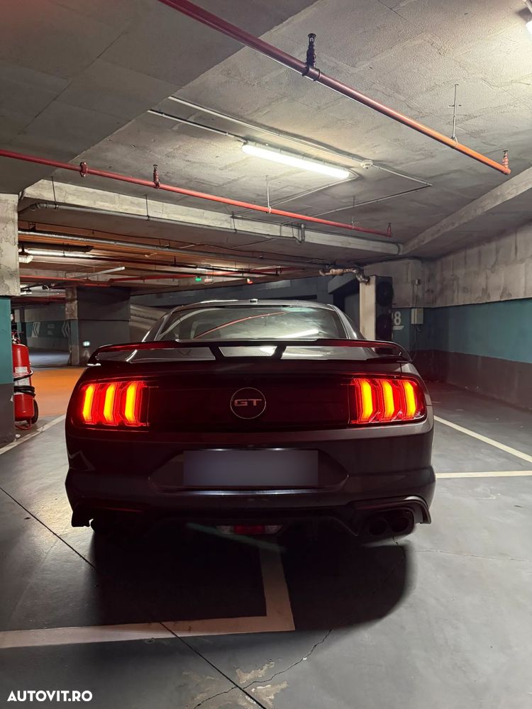 Ford Mustang - 5