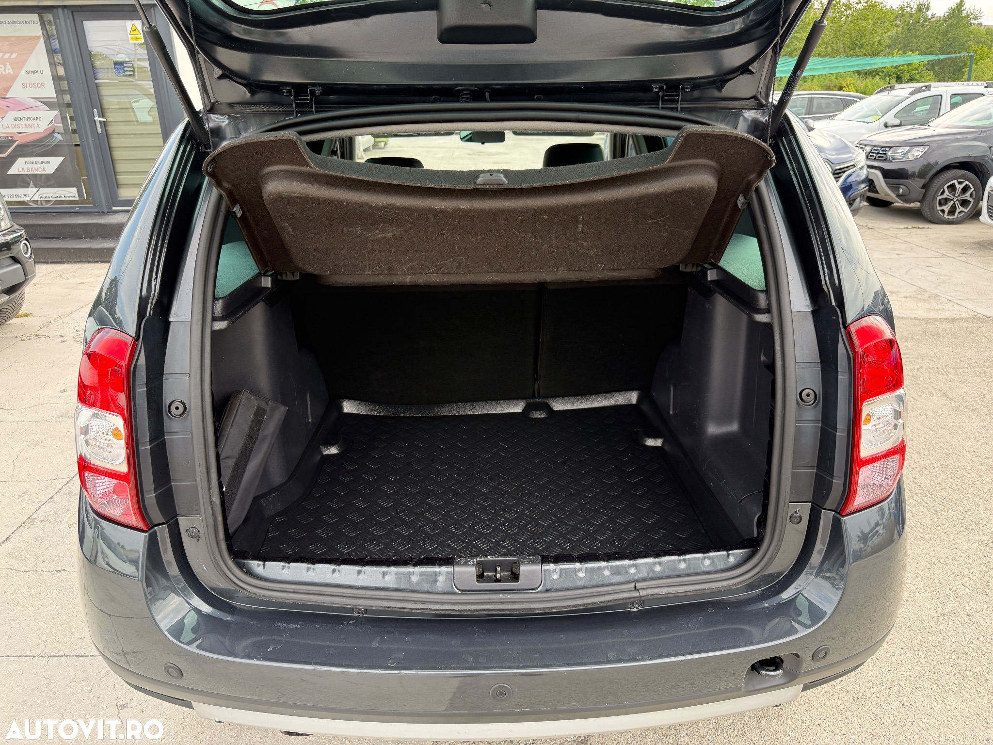 Dacia Duster 1.2 TCe Prestige jante 16" - 17