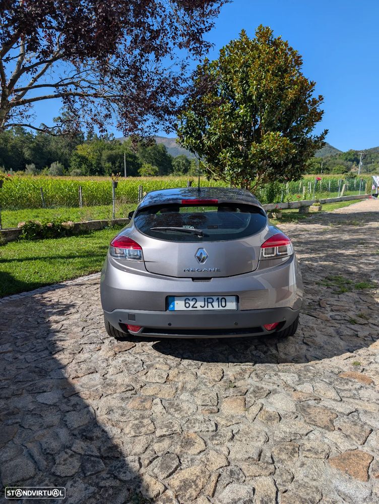 Renault Mégane Coupe 1.5 dCi Dynamique - 4