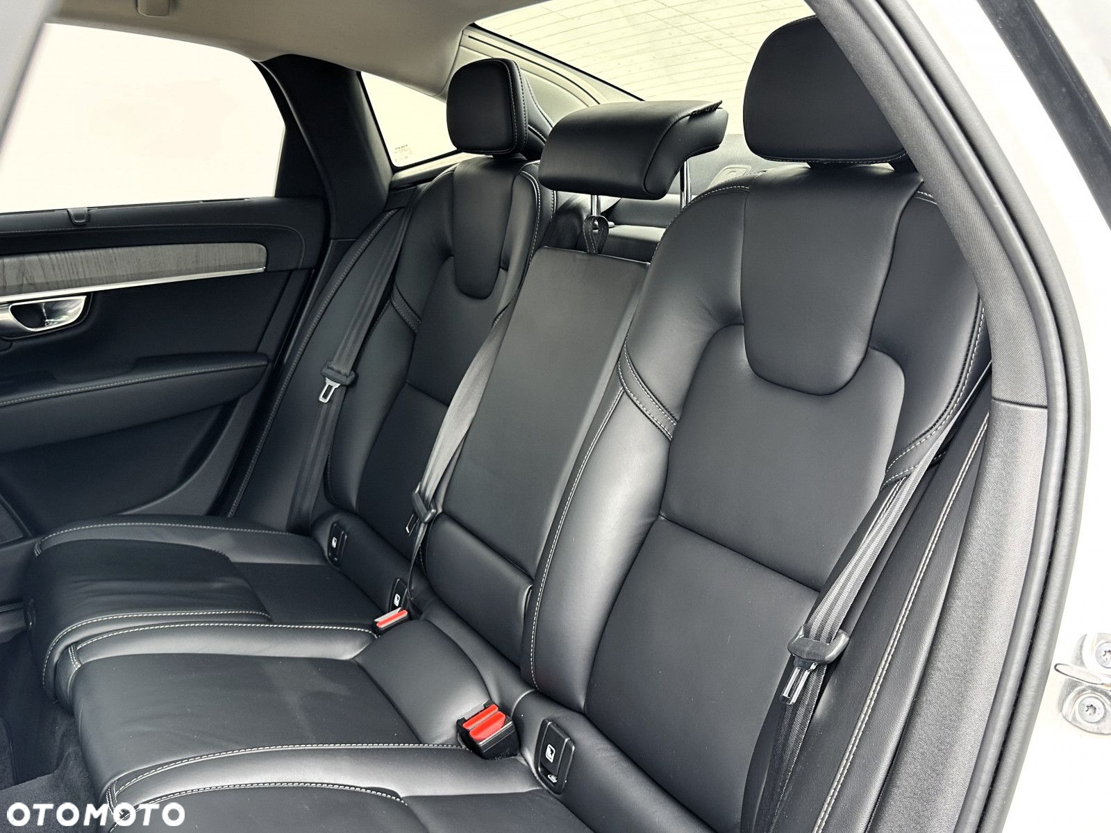 Volvo S90 - 17
