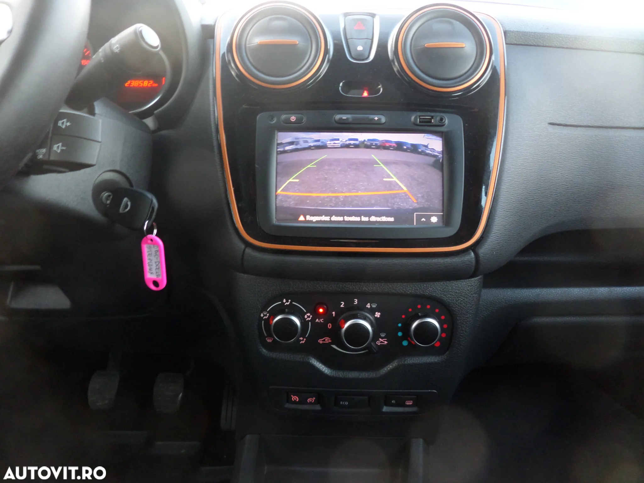 Dacia Dokker 1.5 dCi 90 CP Stepway - 32