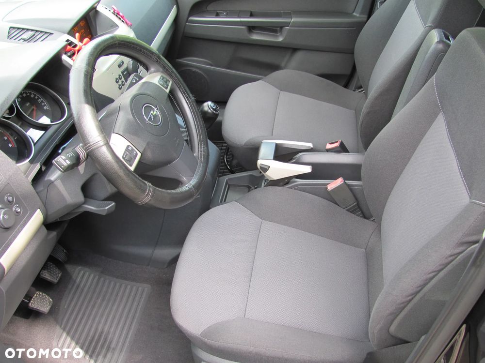Opel Zafira - 6