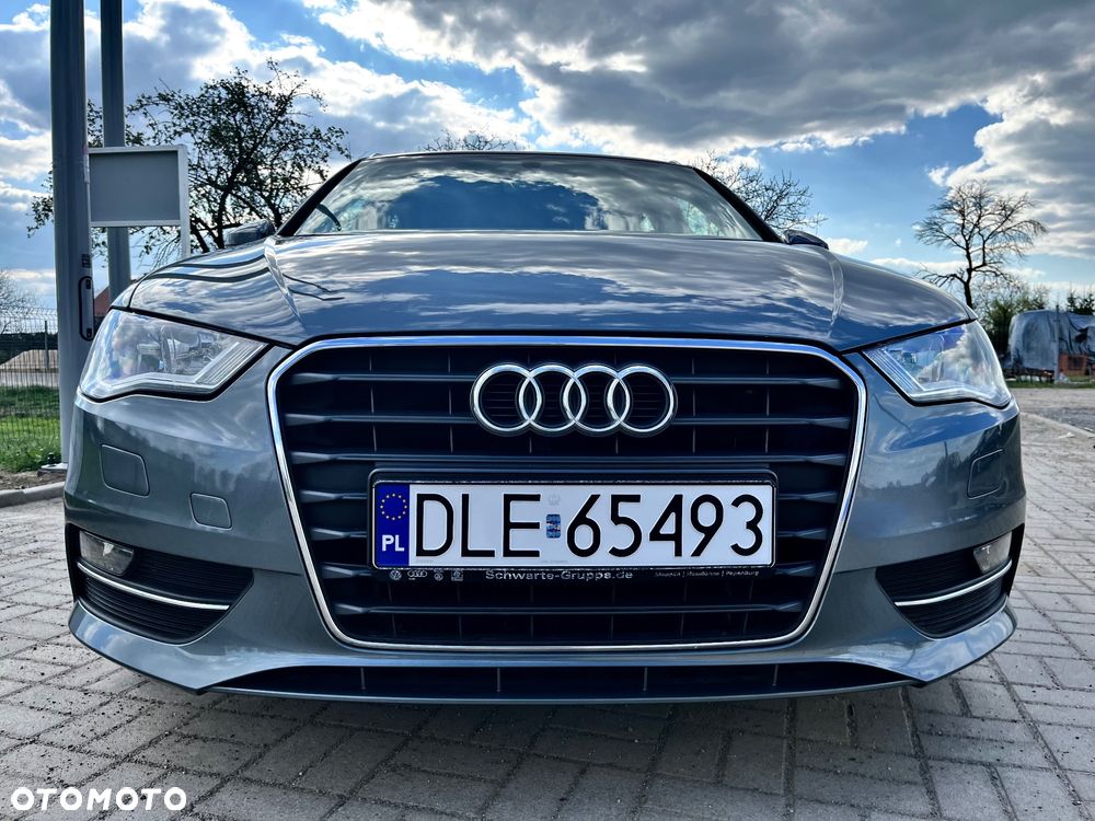 Audi A3 Sportback 1.6 TDI S tronic Attraction - 3