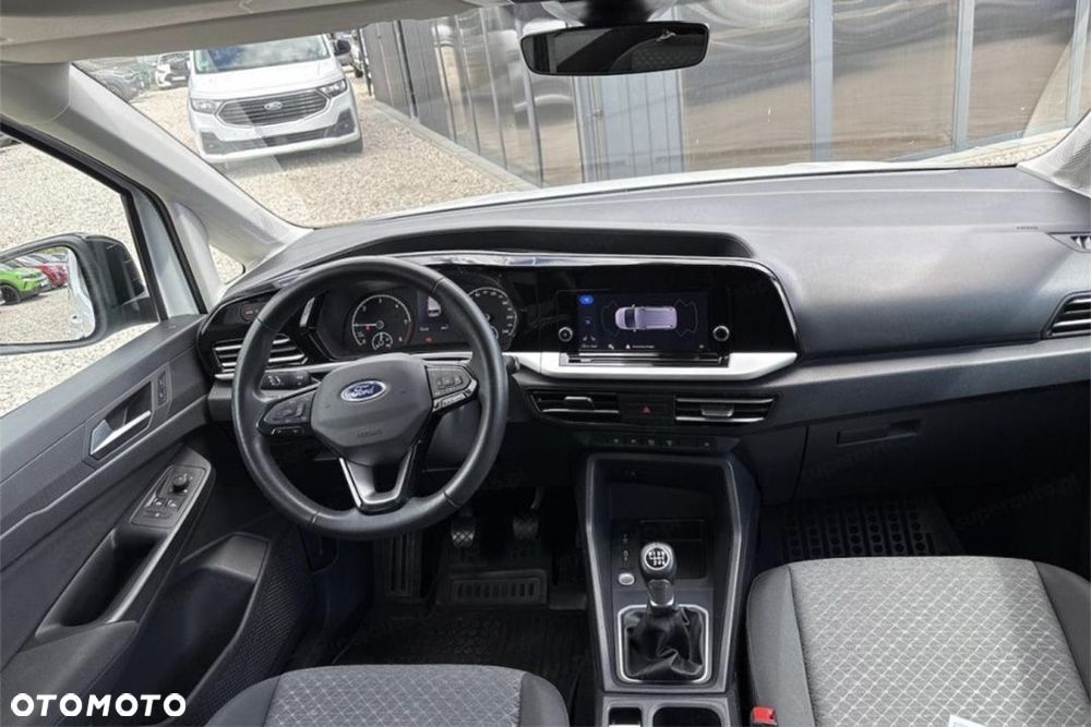 Ford Tourneo Connect Grand - 10