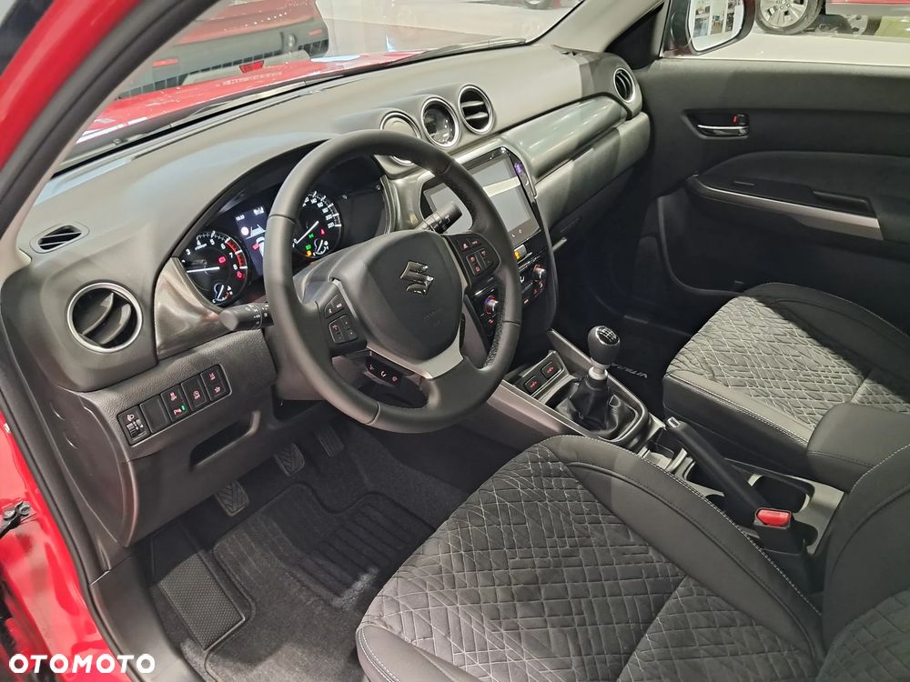 Suzuki Vitara 1.4 Boosterjet mHEV Elegance 2WD - 9