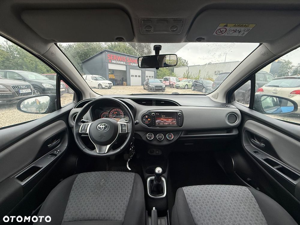 Toyota Yaris 1.0 Luna - 28