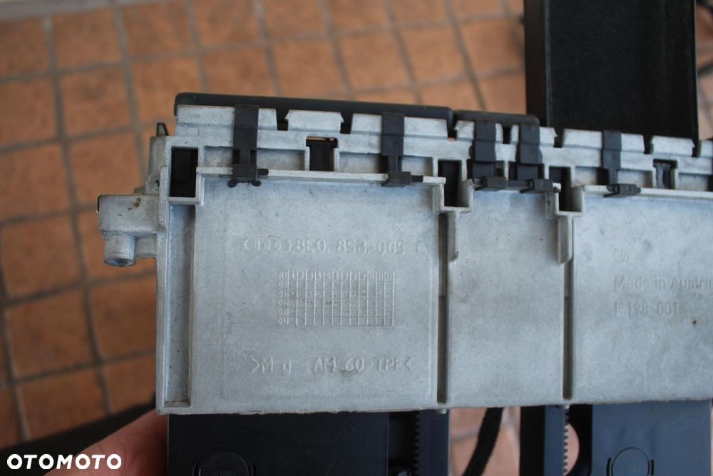 RAMKA STELAŻ RADIA 2 DIN AUDI A4 B6 8E0858005C - 4