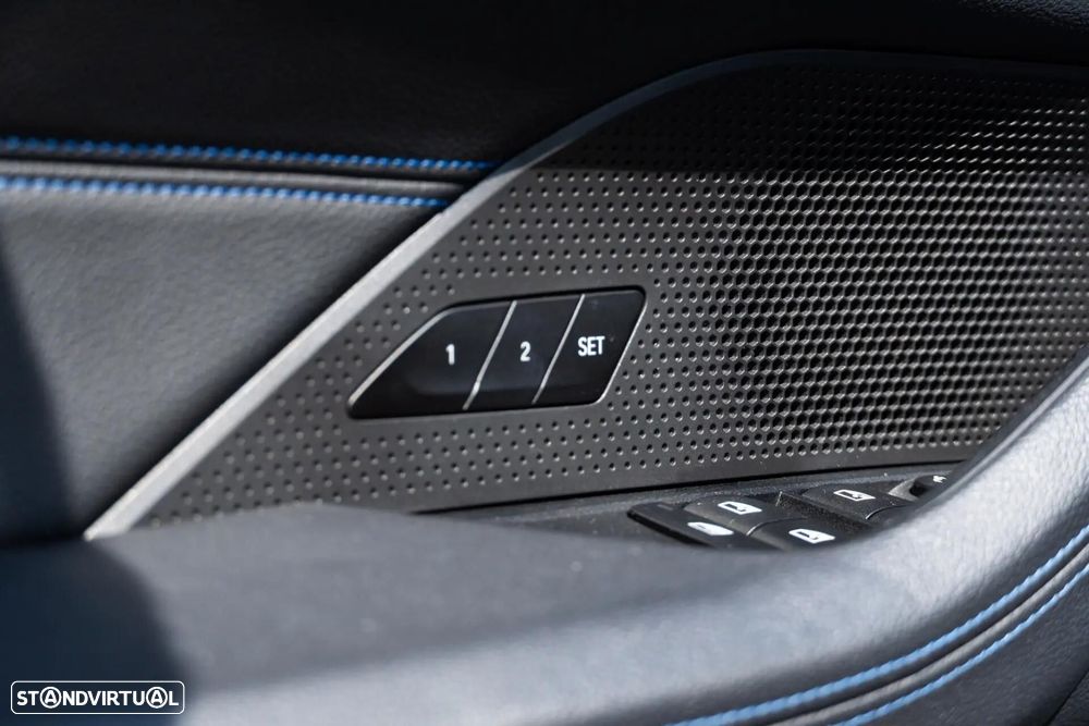 BMW i4 eDrive40 Pack Desportivo M - 54