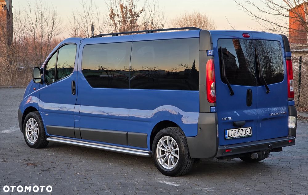 Opel Vivaro L2H1 2.9t - 8