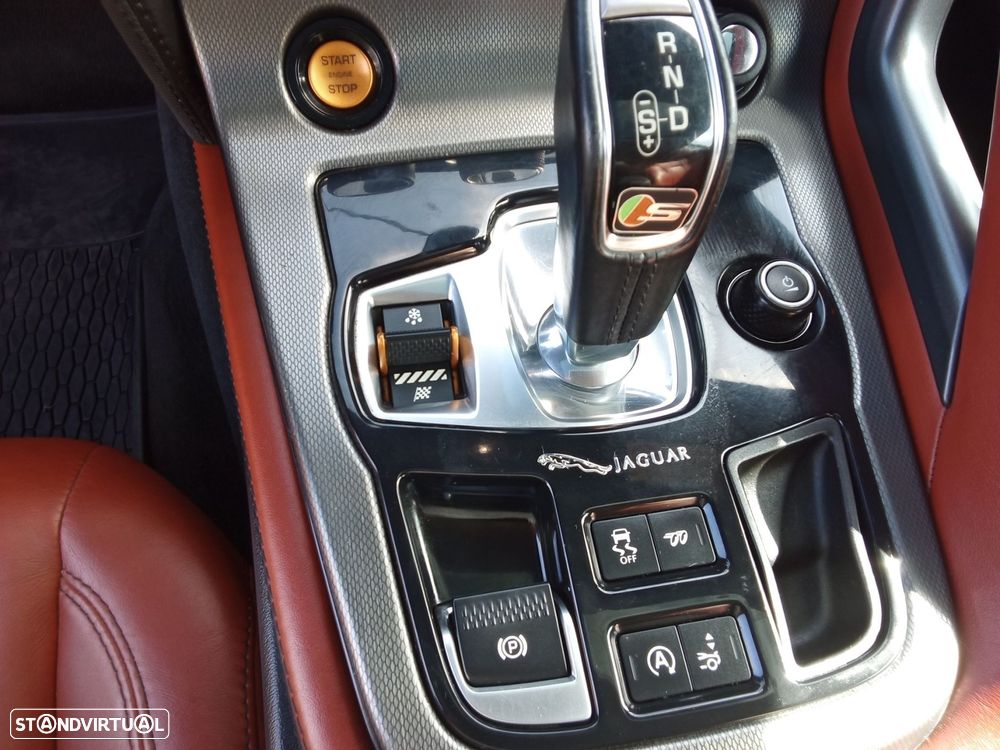 Jaguar F-Type 3.0 V6 S/C R-Dynamic AWD Aut. - 23