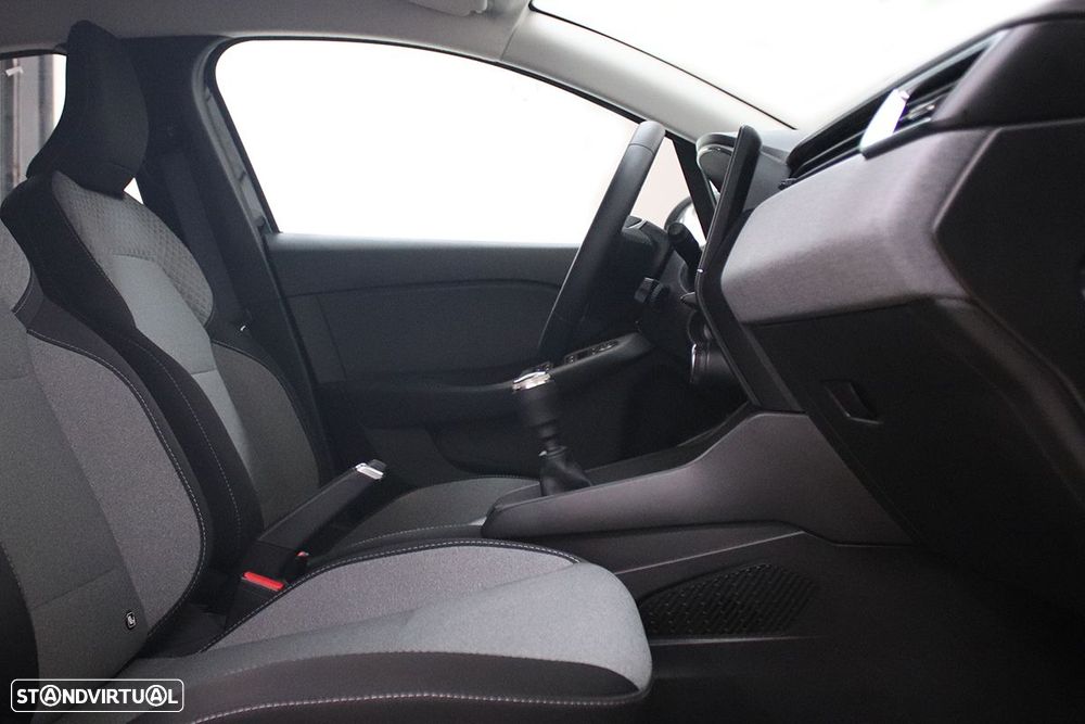 Renault Clio 1.0 TCe Evolution Bi-Fuel - 21