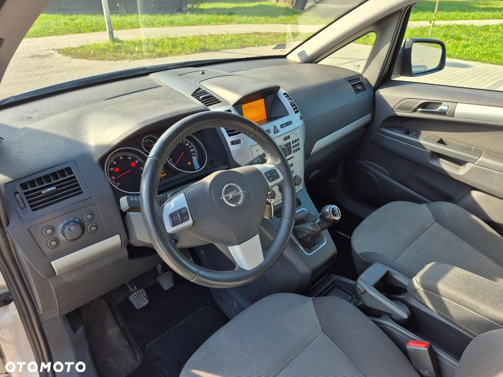 Opel Zafira 1.8 Active - 18