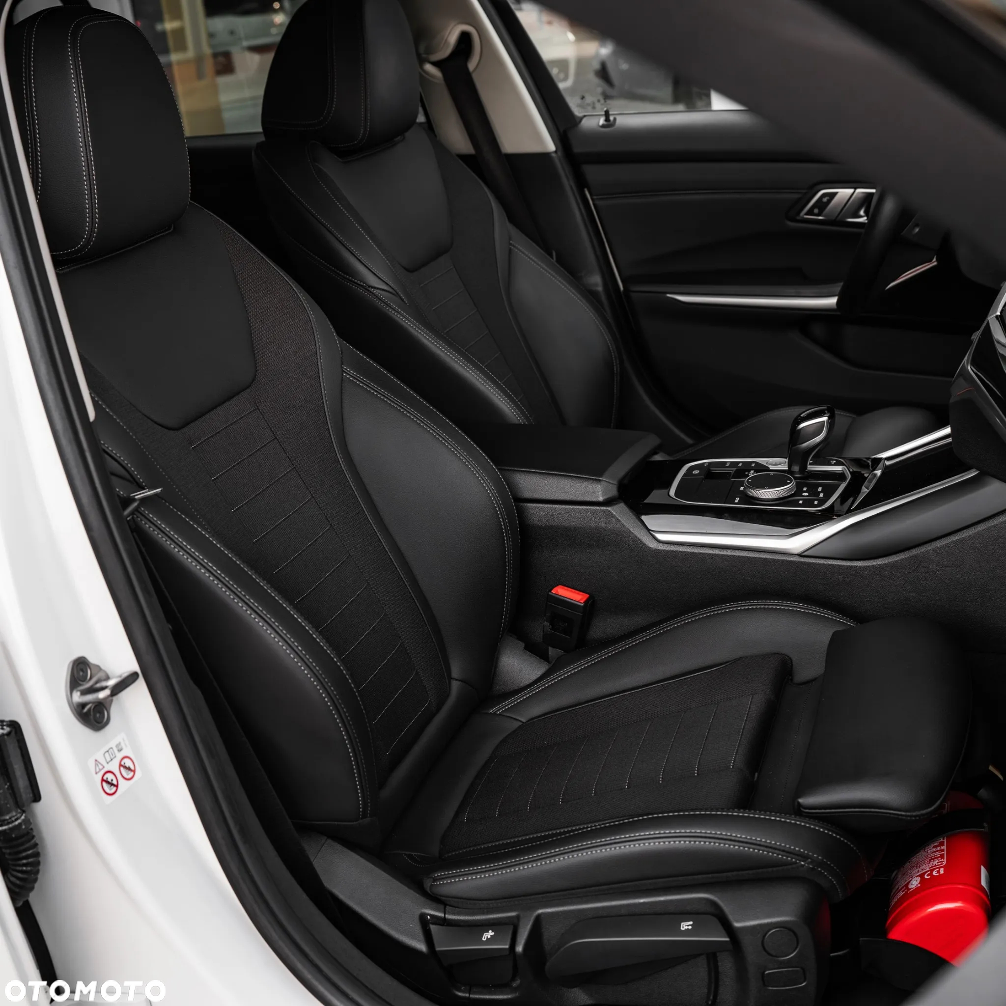 BMW Seria 3 320e xDrive Sport Line - 16