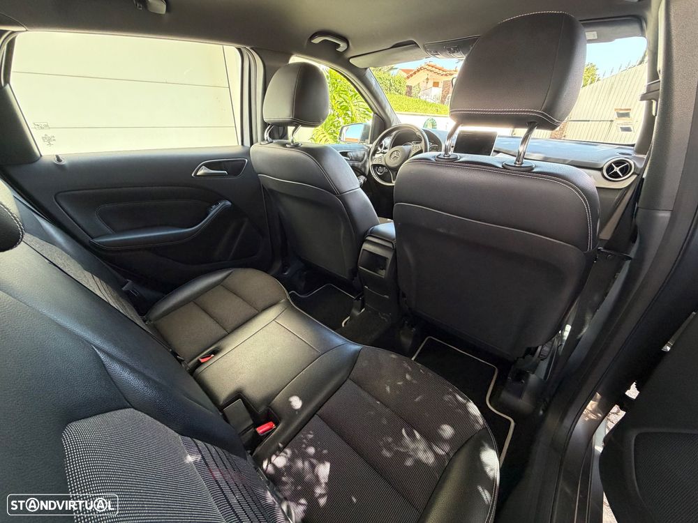 Mercedes-Benz B 180 CDI Urban - 18