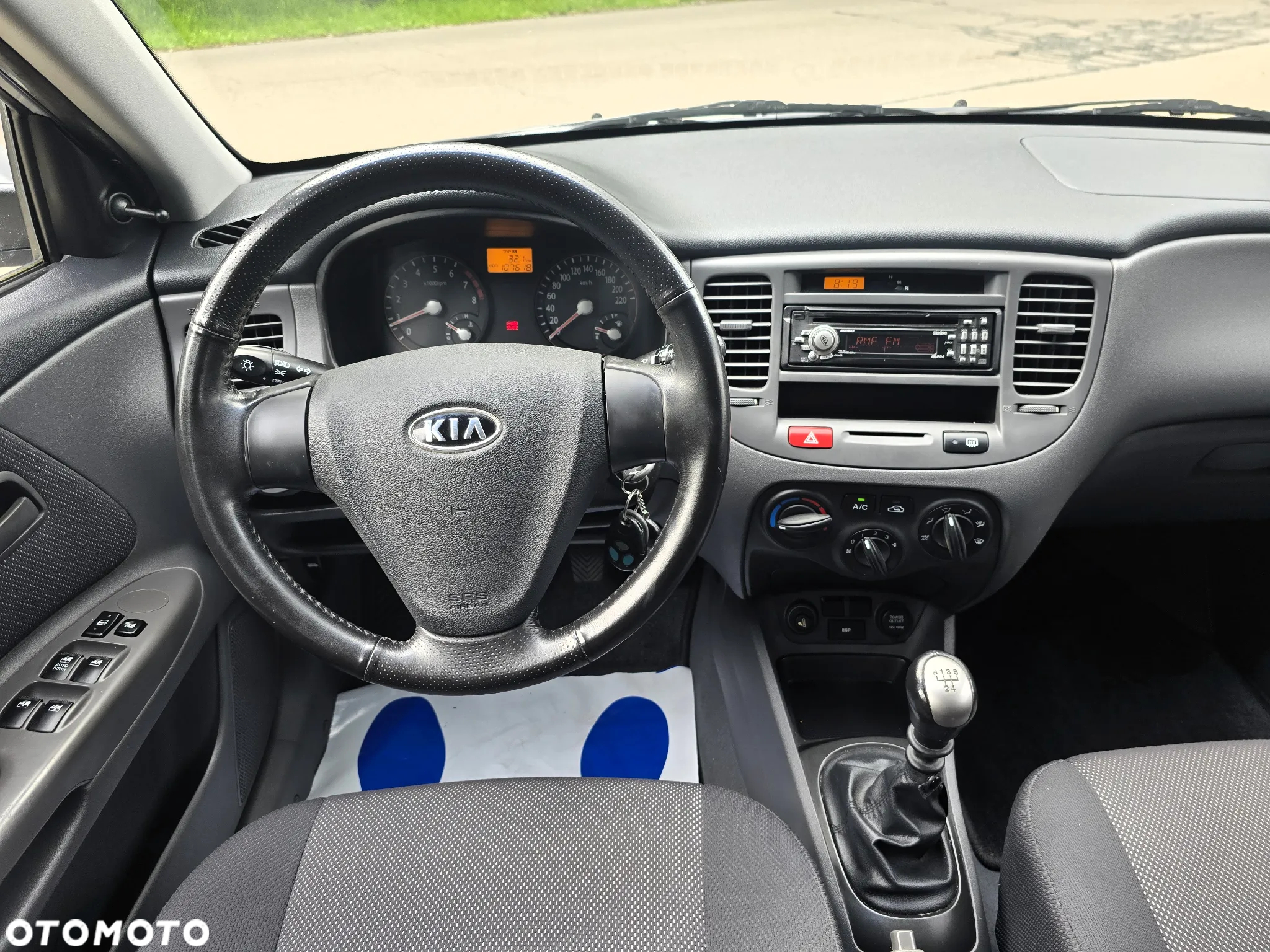 Kia Rio 1.4 Comfort - 20
