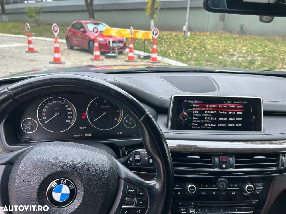 BMW X5 xDrive30d - 14