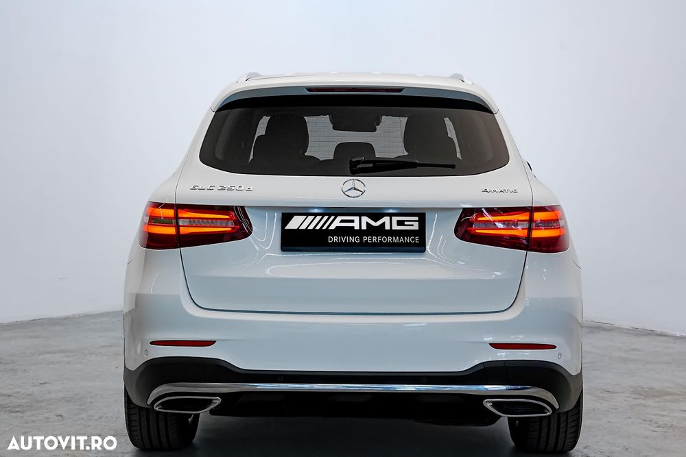 Mercedes-Benz GLC 250 d 4MATIC 9G-TRONIC AMG Line - 8