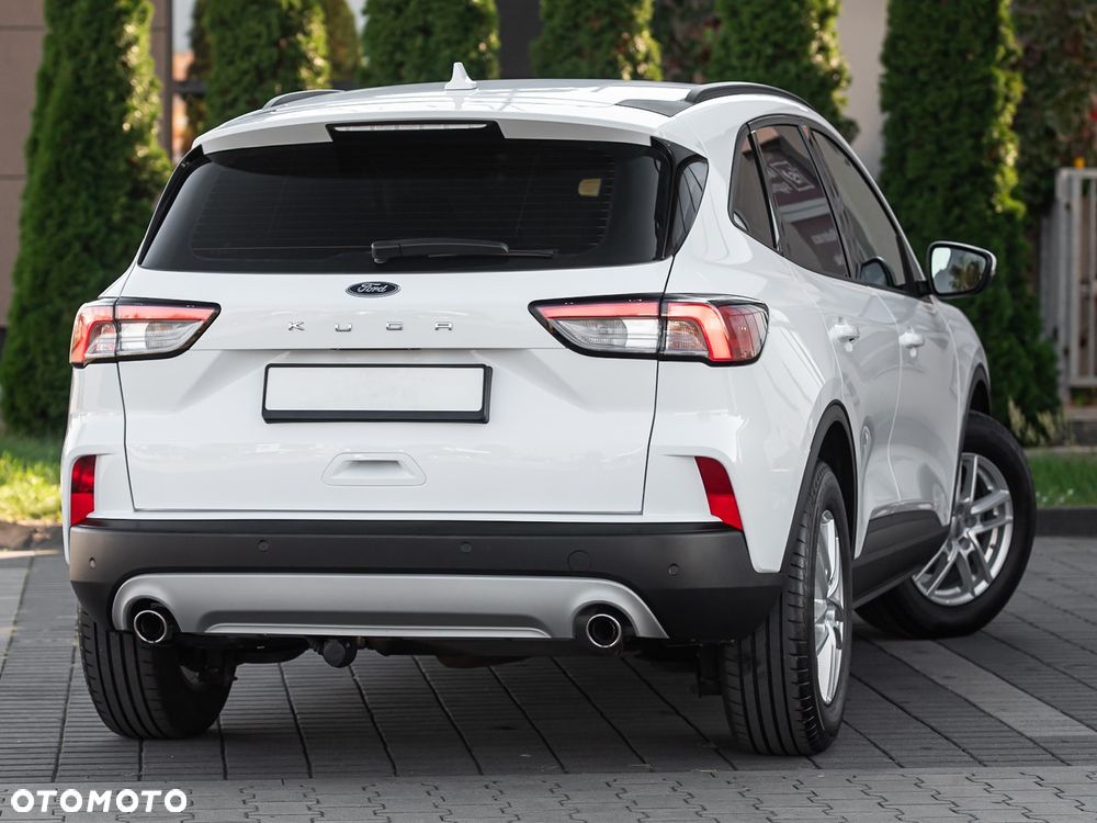 Ford Kuga - 12
