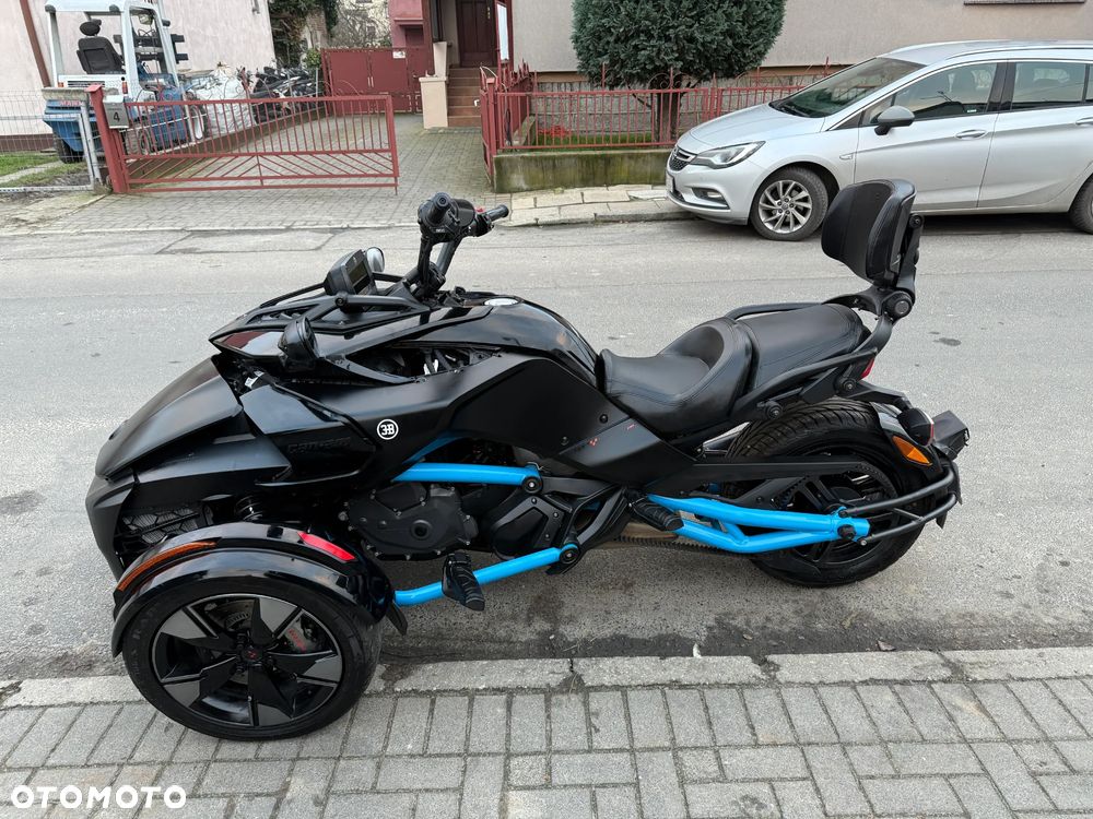 Can-Am Spyder - 5