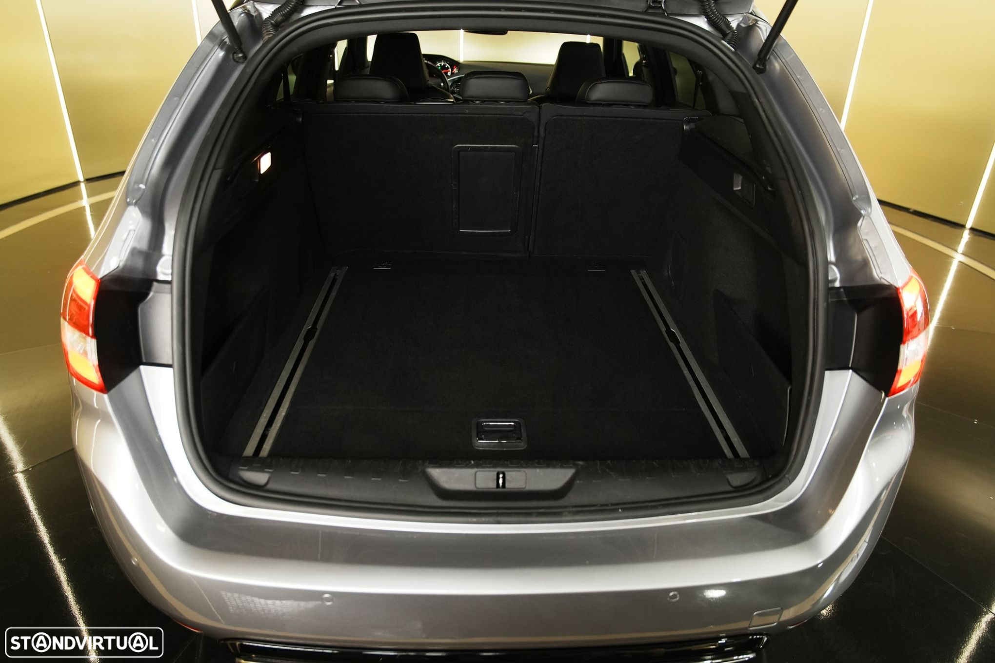Peugeot 308 1.5 BlueHDi GT Line EAT8 - 31