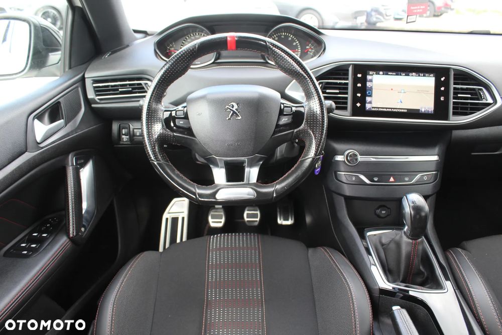 Peugeot 308 - 18