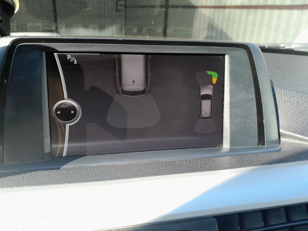 BMW Seria 3 - 25