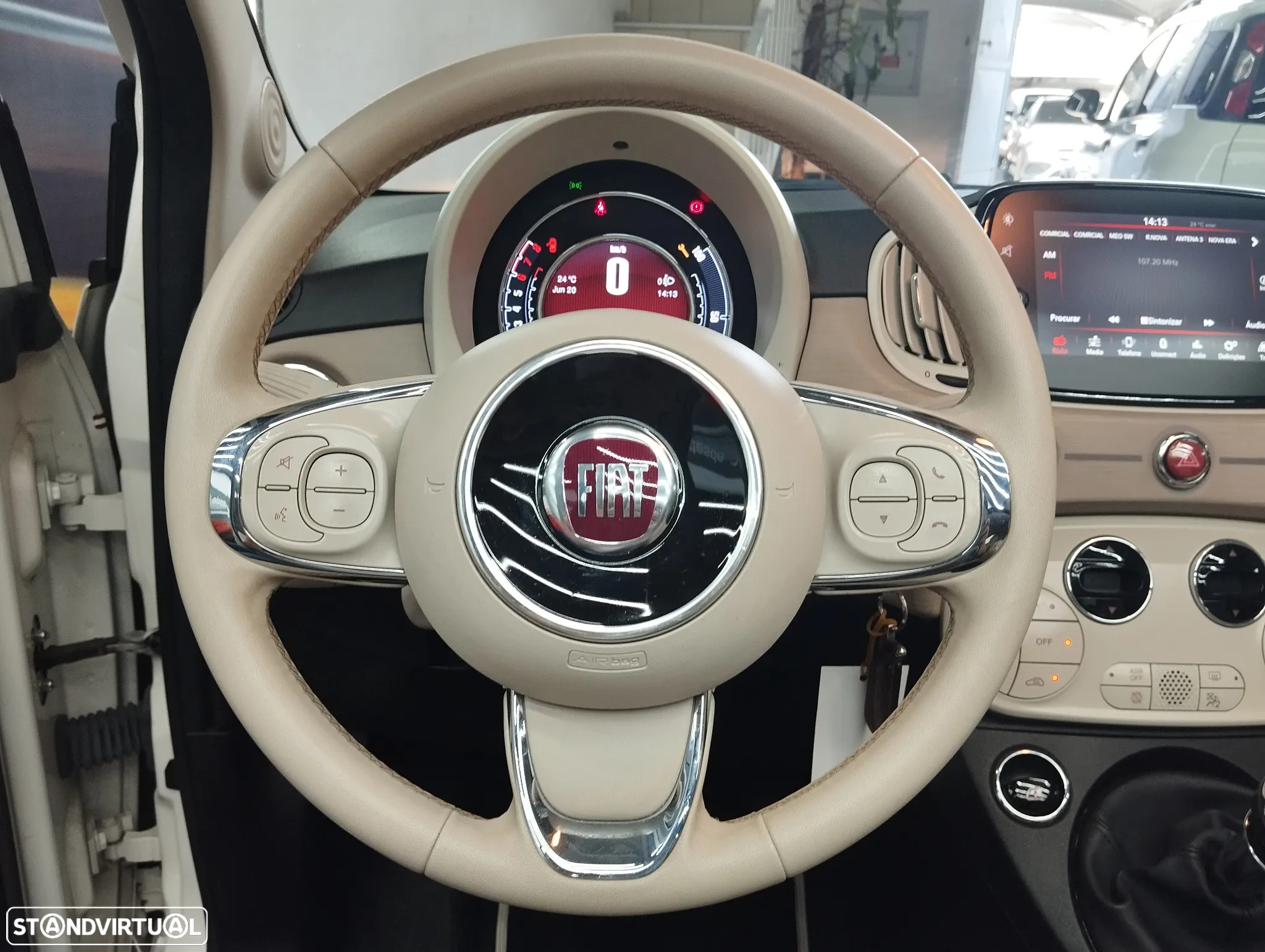 Fiat 500C 1.0 Hybrid Star - 24