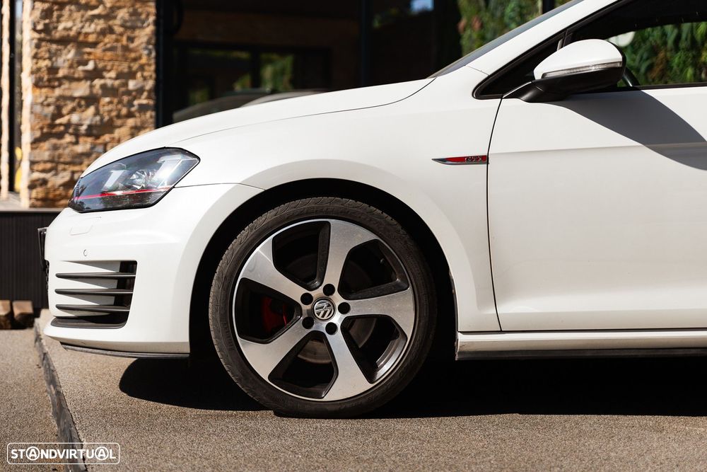 VW Golf 2.0 TSi GTi - 4