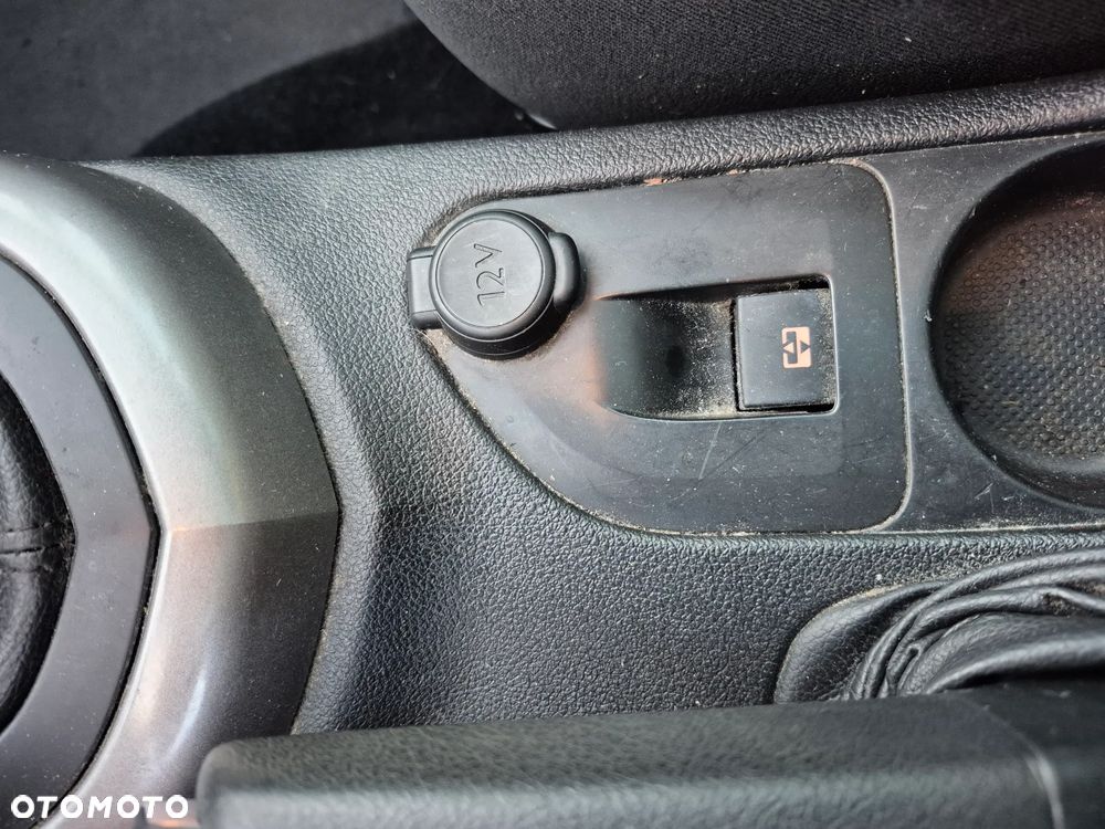 Peugeot 308 HDi FAP 150 Active - 14