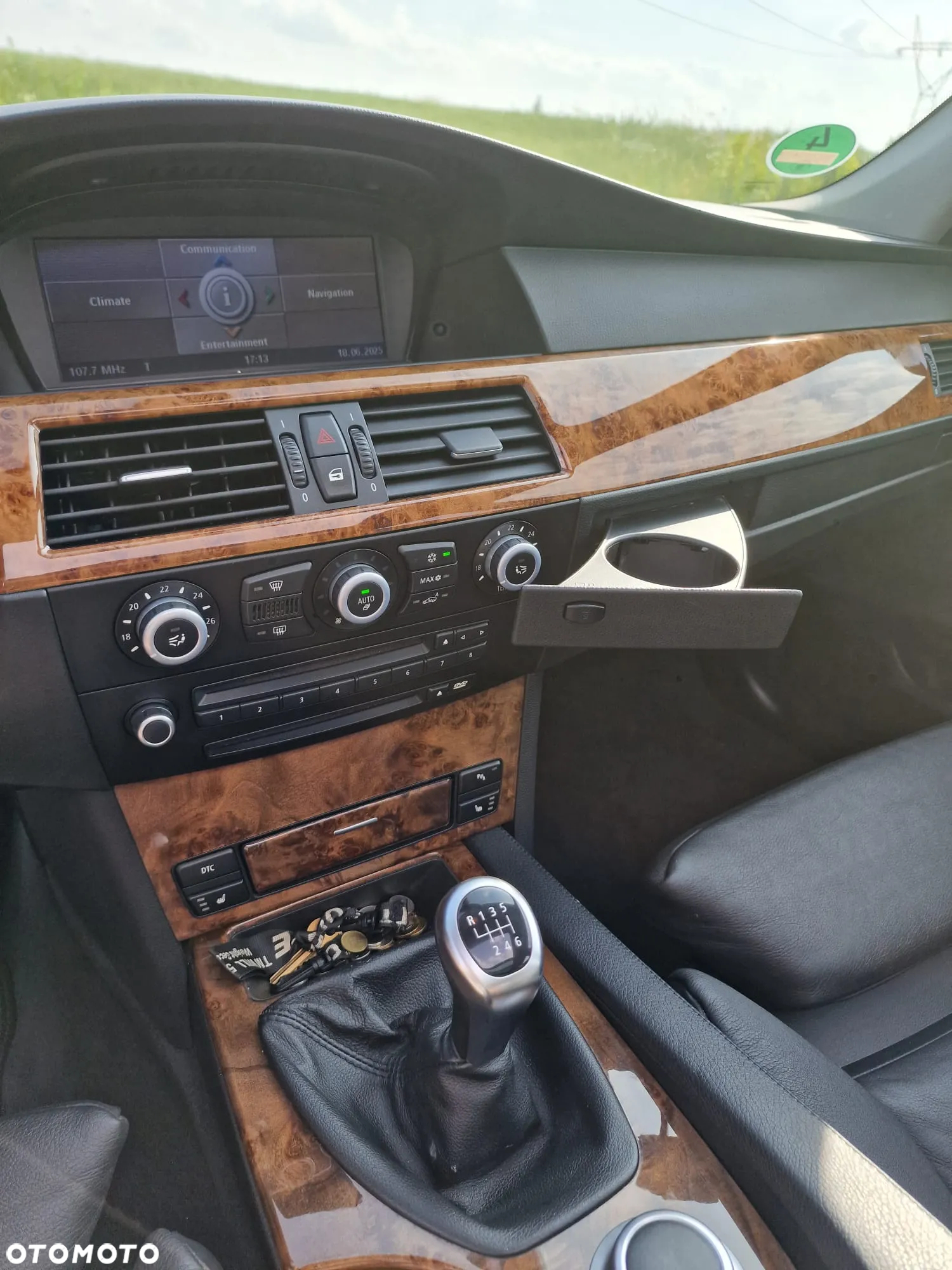 BMW Seria 5 530d Touring - 10