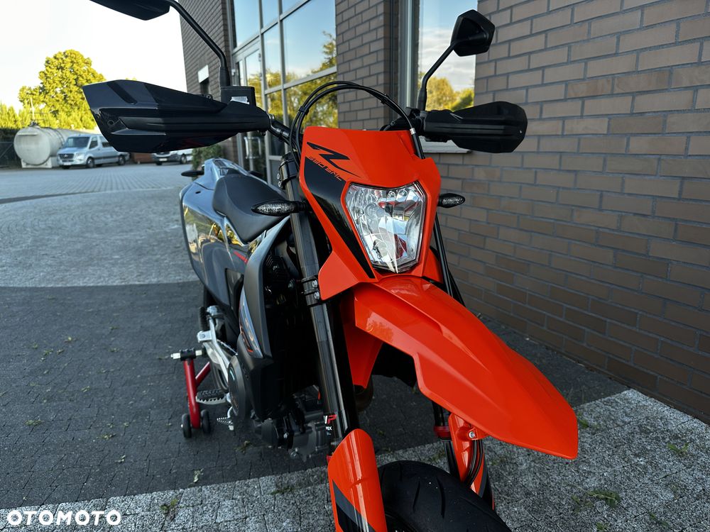 KTM SMC 690 - 9