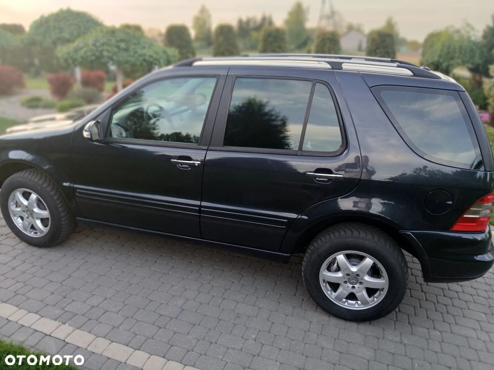 Mercedes-Benz ML - 9