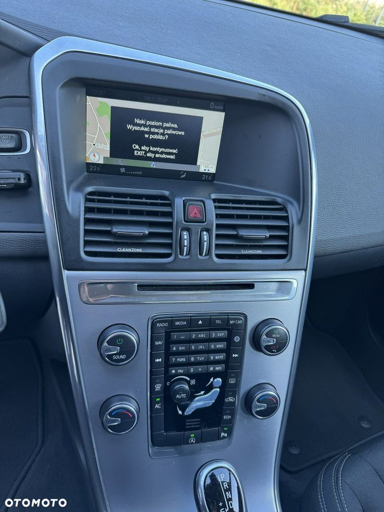 Volvo XC 60 - 21