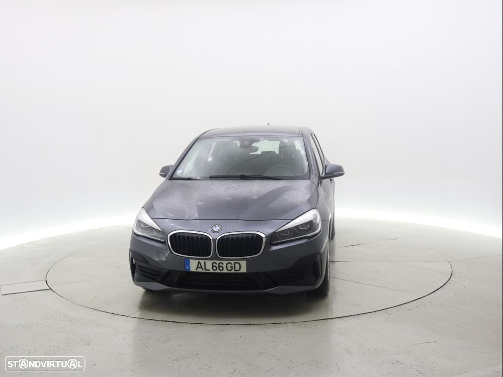 BMW 225xe Active Tourer - 12