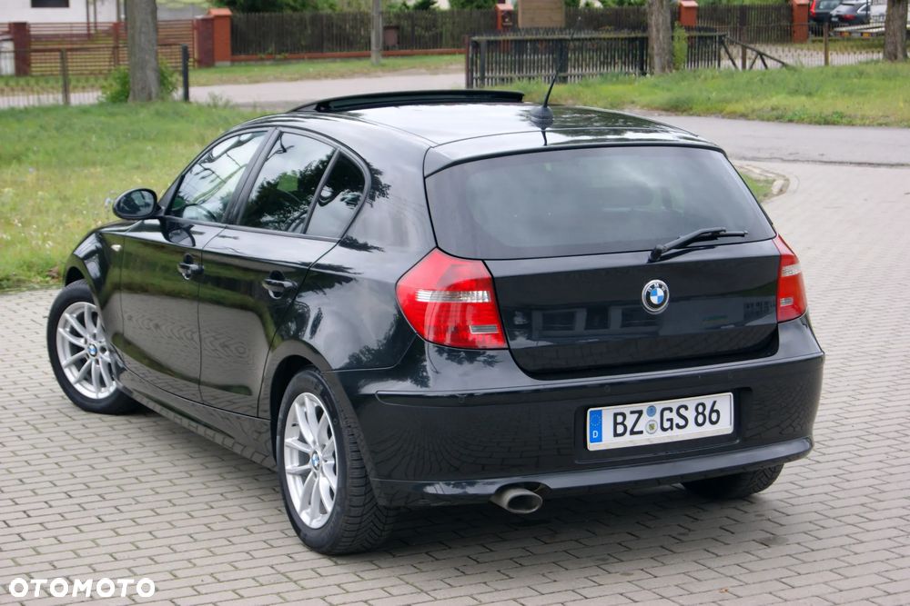 BMW Seria 1 120d - 12