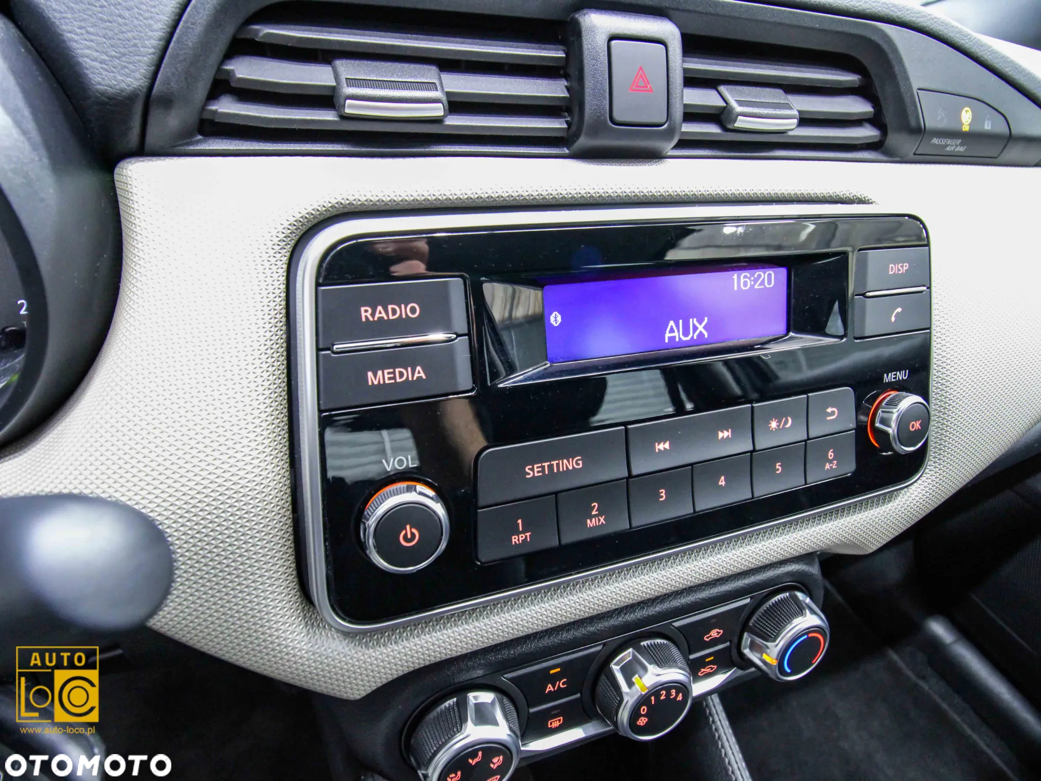 Nissan Micra 1.0 Acenta - 18