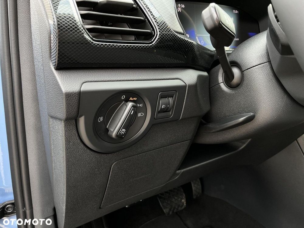 Volkswagen T-Cross - 37